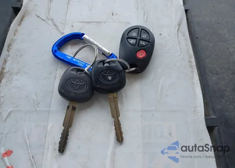 2017 Toyota Sienna Le 8 Passenger from USA, damaged, VIN 5TDKZ3DC4HS828226